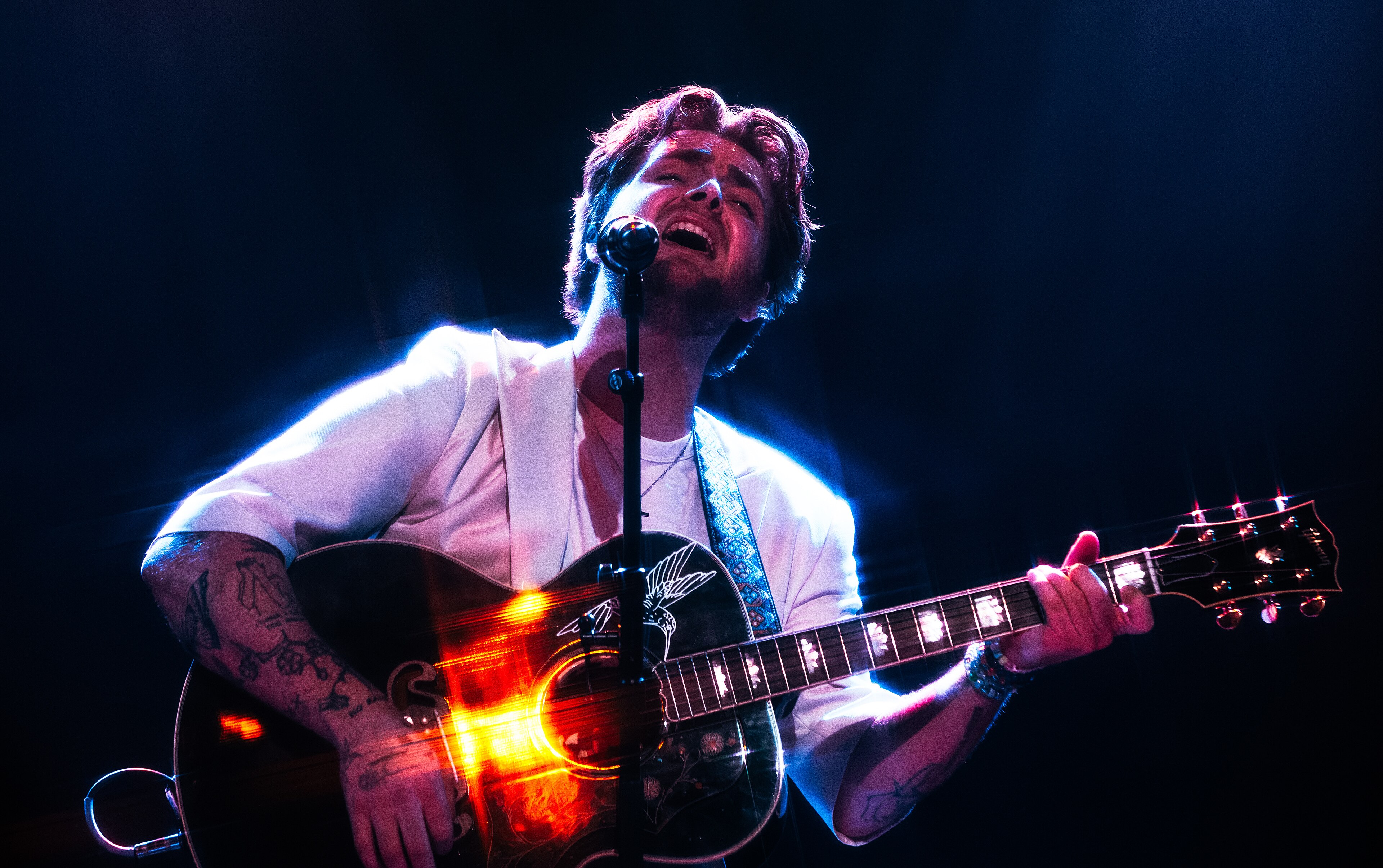 Alex Warren слив фото