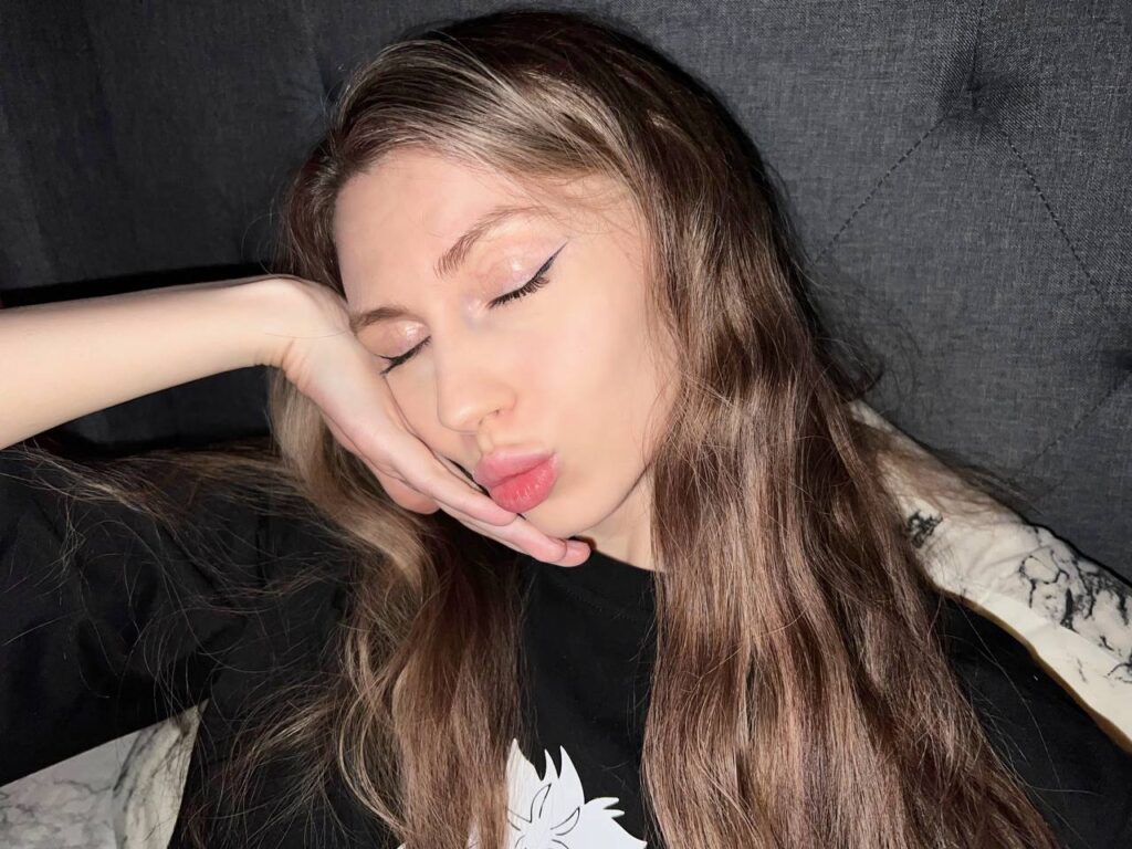Фруктозка OnlyFans слив фото 25 21-30 лет 2026