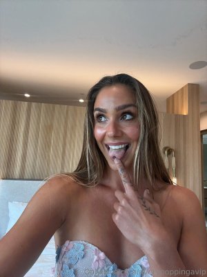Avery Poppinga OnlyFans слив фото 15 OnlyFans 2026