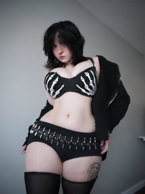 Cassierayxo OnlyFans слив фото 8 С большой попой 2026