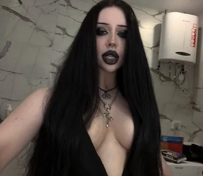 Hasservika OnlyFans слив фото 5 С большой попой 2026