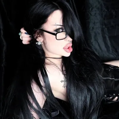 Hasservika OnlyFans слив фото 8 С большой попой 2026