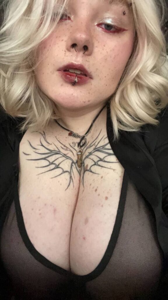 Слив Чмоня (Cchmonyaa) OnlyFans слив фото 7 Блогерши 2026