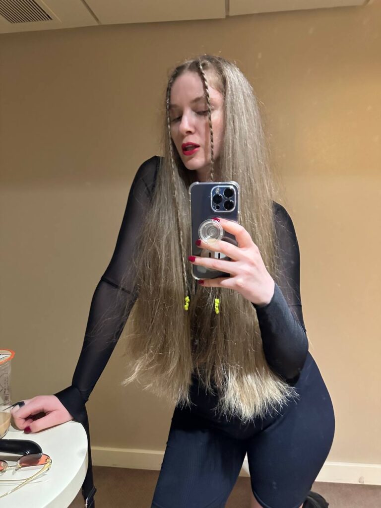 Слив Dinablin (Дина Ржеуцкая) OnlyFans слив фото 3 Indie 2026