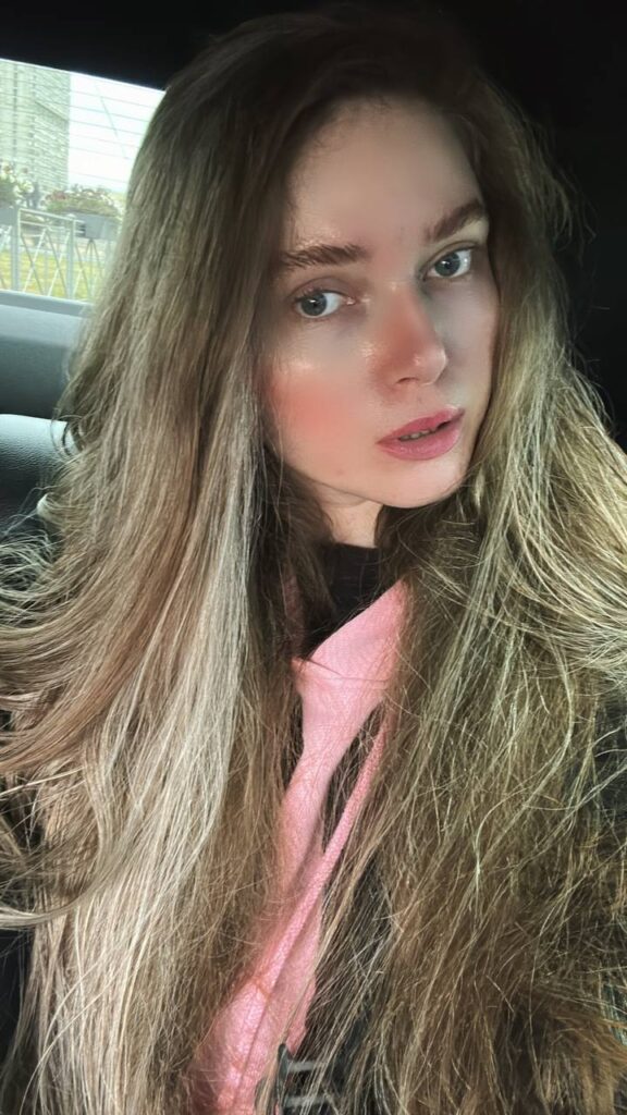 Слив Dinablin (Дина Ржеуцкая) OnlyFans слив фото 9 Indie 2026