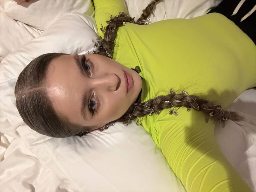 Слив Dinablin (Дина Ржеуцкая) OnlyFans слив фото 17 Indie 2026