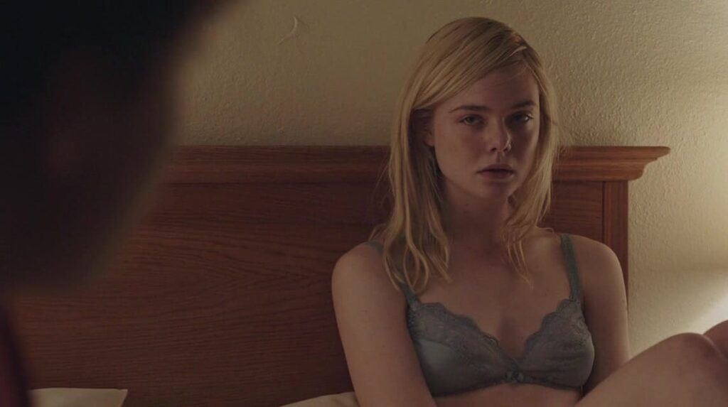 Слив Эль Фаннинг (Elle Fanning) OnlyFans слив фото 21 Актрисы 2026
