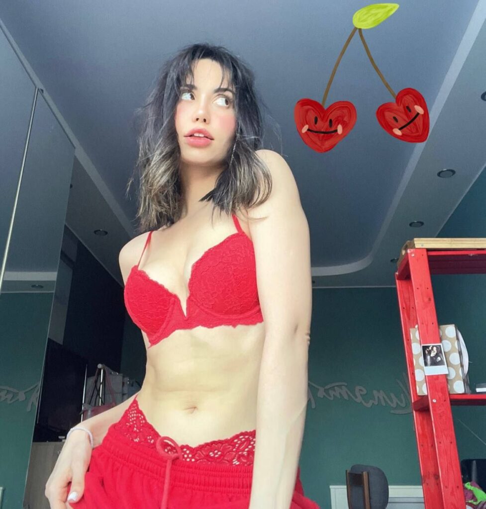 Слив Эмелевская OnlyFans слив фото 4 OnlyFans 2026