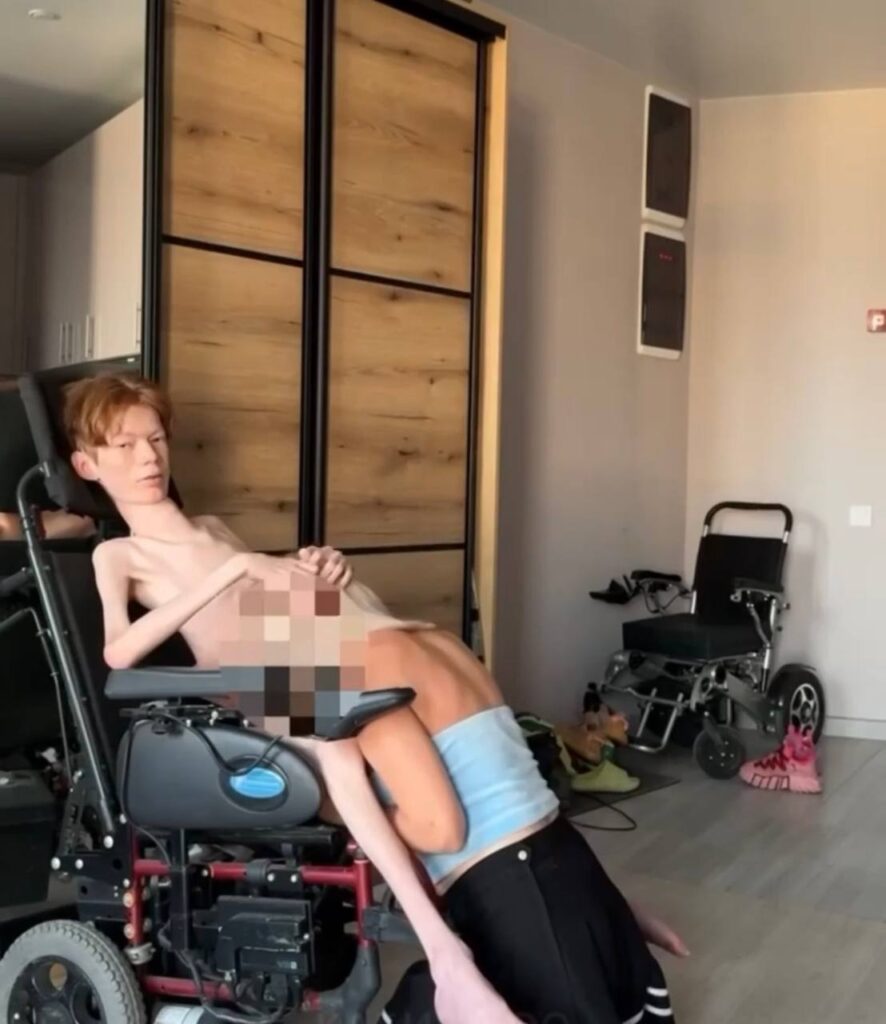 Слив Кенели Сайкс OnlyFans слив фото 13 Блогерши 2026