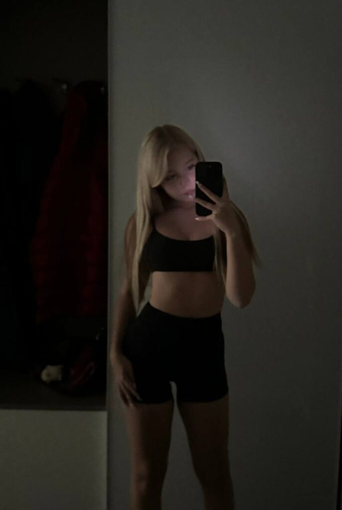 Слив Ксюша Авдеева из ШГШ OnlyFans слив фото 14 Актрисы 2026