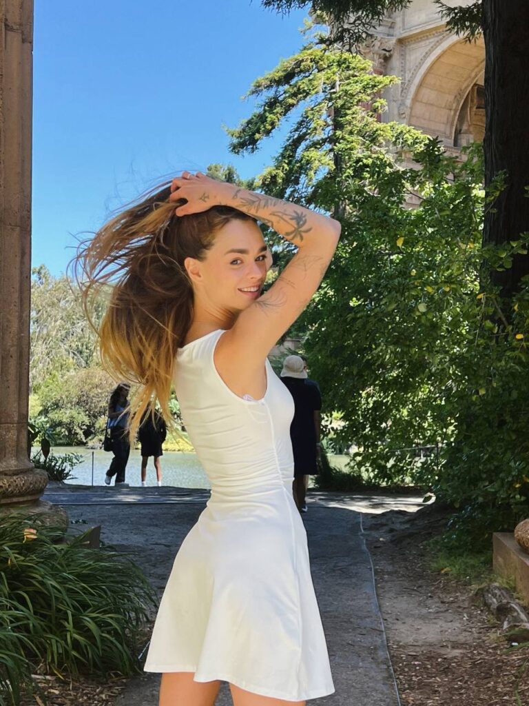 Слив Маха Горячева (Маха Все Круто) OnlyFans фото
