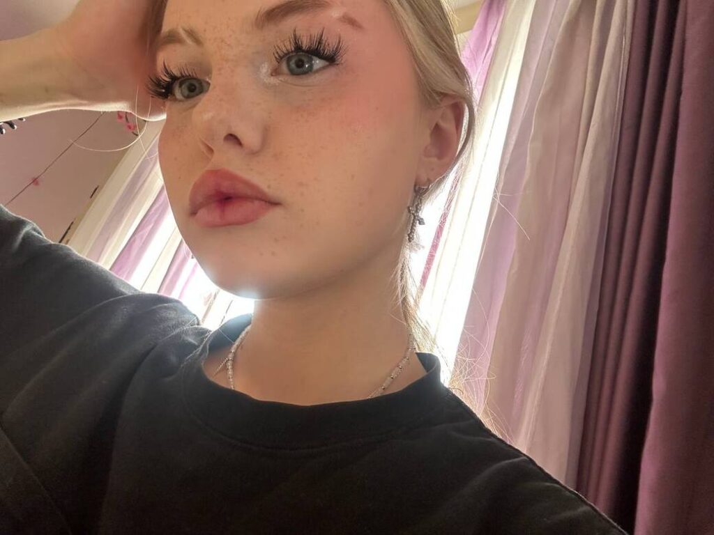 Слив Олька Долька OnlyFans слив фото 21 Aesthetic 2026
