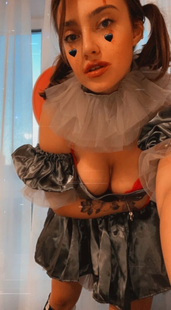 Слив TudaaSudaa OnlyFans слив фото 12 OnlyFans 2026