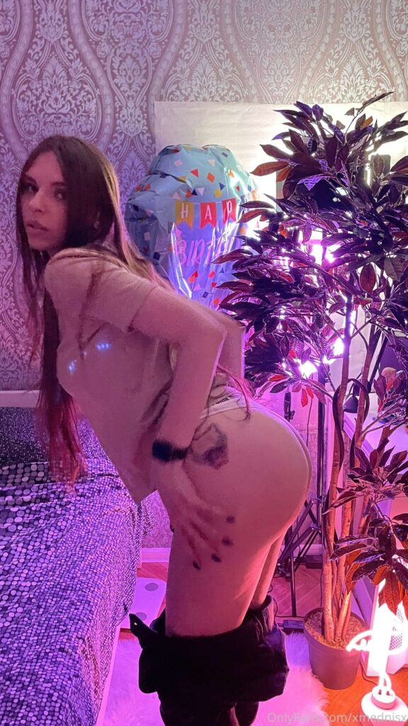 Слив Вика Меднис (xMednisx) OnlyFans слив фото 21 Блогерши 2026