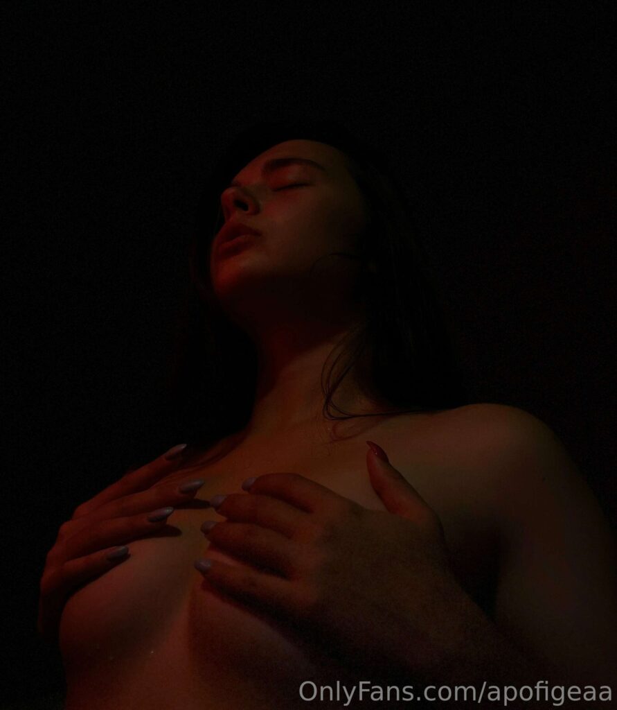 Apofigeaa OnlyFans слив фото 4 OnlyFans 2026