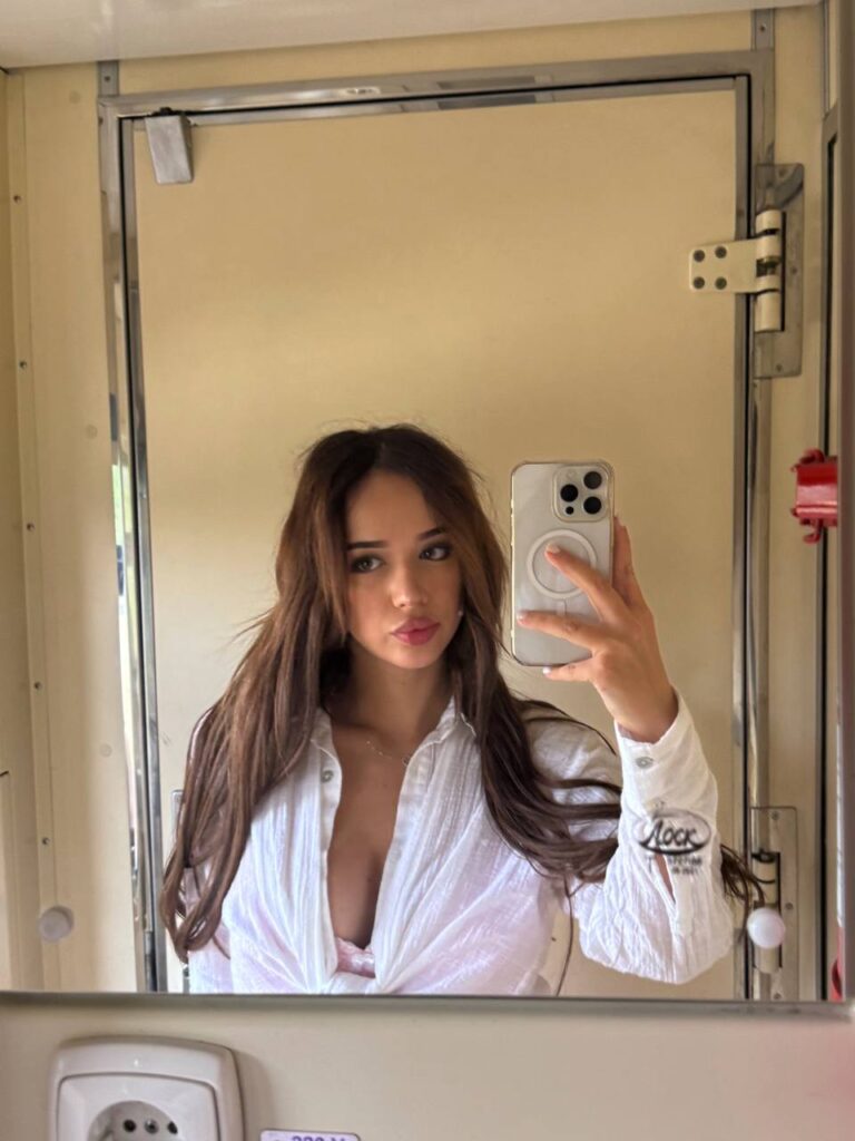 Симбочка OnlyFans слив фото 13 OnlyFans 2026